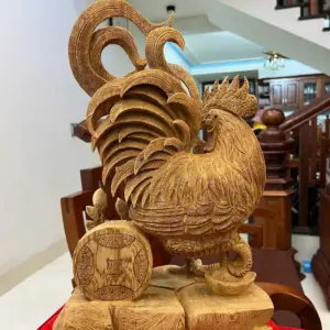 z7635194175700_0ae90ff8ffecd184415c38d158522230 Tượng Gỗ Nhất Kê Gỗ Ngọc Am Liền Khối Hàng Kỹ 50 - 30 - 17