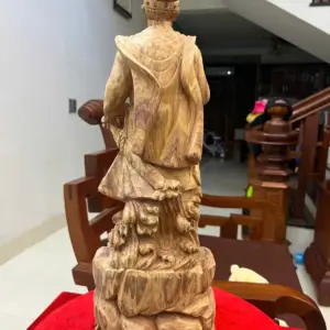 z7639510864313_303496118511e3e905b08c0f8e9aee94 Tượng Gỗ Trần Quốc Tuấn Gỗ Sưa Bắc Liền Khối 50 - 18 - 14