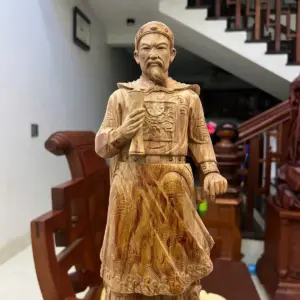 z7639510891982_7db102340832e07acad87a78e643556e Tượng Gỗ Trần Quốc Tuấn Gỗ Sưa Bắc Liền Khối 50 - 18 - 14