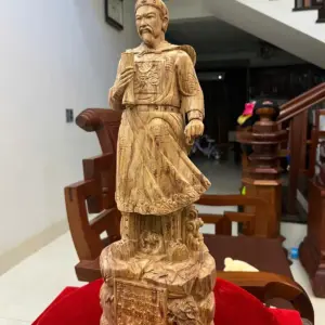 z7639510920362_a88e12378b95d2527d063d15571e1253 Tượng Gỗ Trần Quốc Tuấn Gỗ Sưa Bắc Liền Khối 50 - 18 - 14