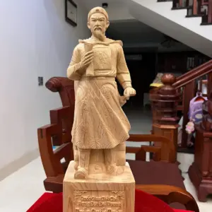 z7639985923286_fd7cc8845e0f4bb1fa4abd2a6a832433 Tượng Gỗ Trần Quốc Tuấn Gỗ Ngọc Am Liền Khối 50 - 15 - 12