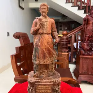 z7642625266469_dc3372ec04a10392b845cf4610642c72 Tượng Gỗ Trần Quốc Tuấn Gỗ Trắc Việt Liền Khối 50 - 17 - 14