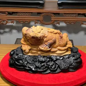 z7747500108266_e300d61ca88e029ca64daf4f740278d3 Tượng Cóc Gỗ Hoàng Đàn Cao 22cm
