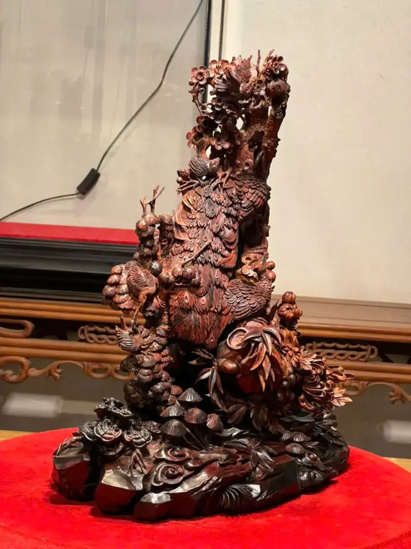 Tượng Phu Thê Gỗ Sưa Già Cao 45cm