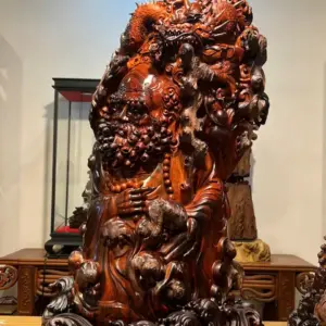 Tượng Diện Đạt Ma Gỗ Nu Trắc Cao 84cm