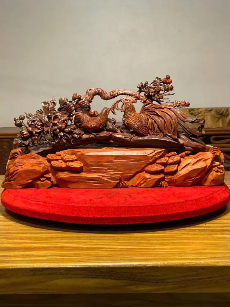 Tượng Gia Đình Gà Gỗ Tử Đàn Ấn Cao 25cm