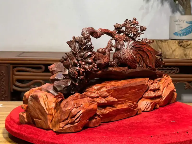 Tượng Gia Đình Gà Gỗ Tử Đàn Ấn Cao 25cm