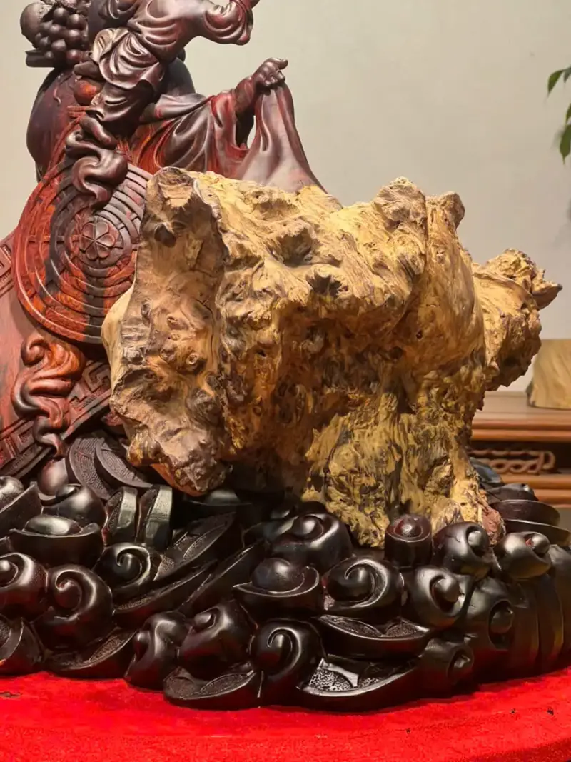 Tượng Di Lặc Gỗ Nu Cẩm Cao 45cm