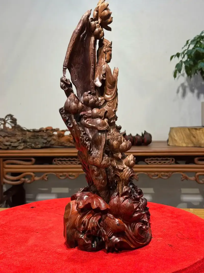Tượng Phật Bà Gỗ Sưa Cao 46cm