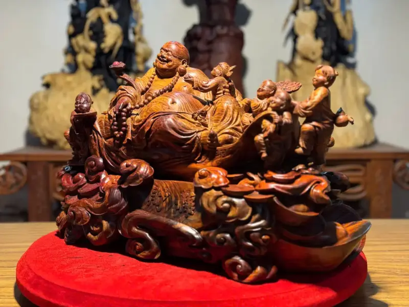 Tượng Di Lặc Gỗ Sưa Già Cao 34cm