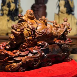 Tượng Di Lặc Gỗ Sưa Già Cao 34cm