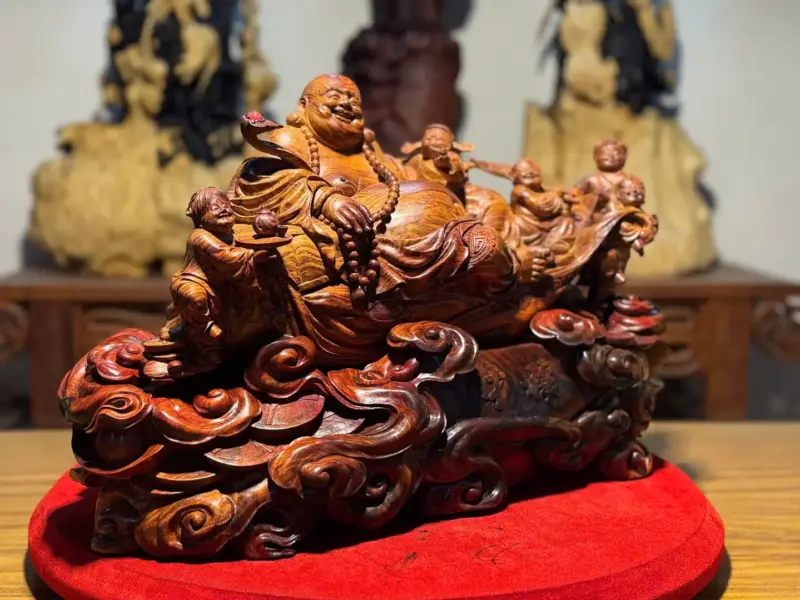 Tượng Di Lặc Gỗ Sưa Già Cao 34cm