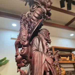 Tượng Đạt Ma Gỗ Nu Tử Đàn Đỏ Cao 126cm