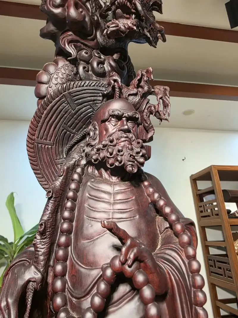 Tượng Đạt Ma Gỗ Nu Tử Đàn Đỏ Cao 126cm