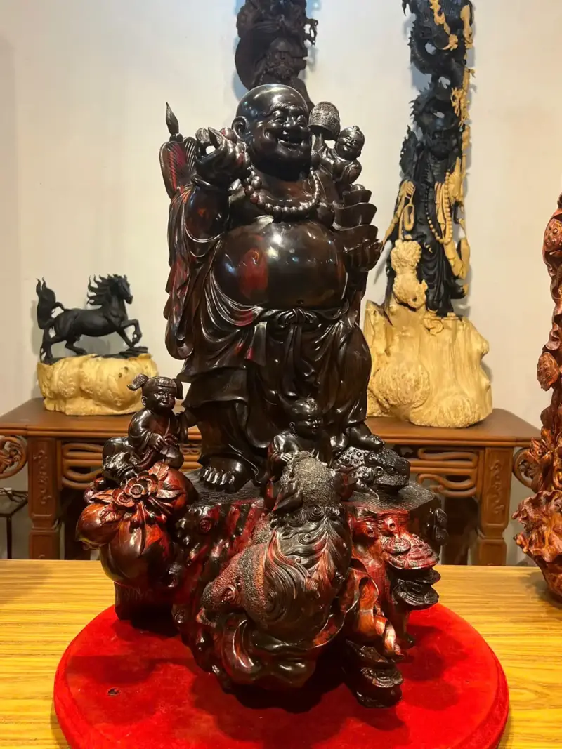 Tượng Di Lặc Gỗ Trắc Cao 68cm