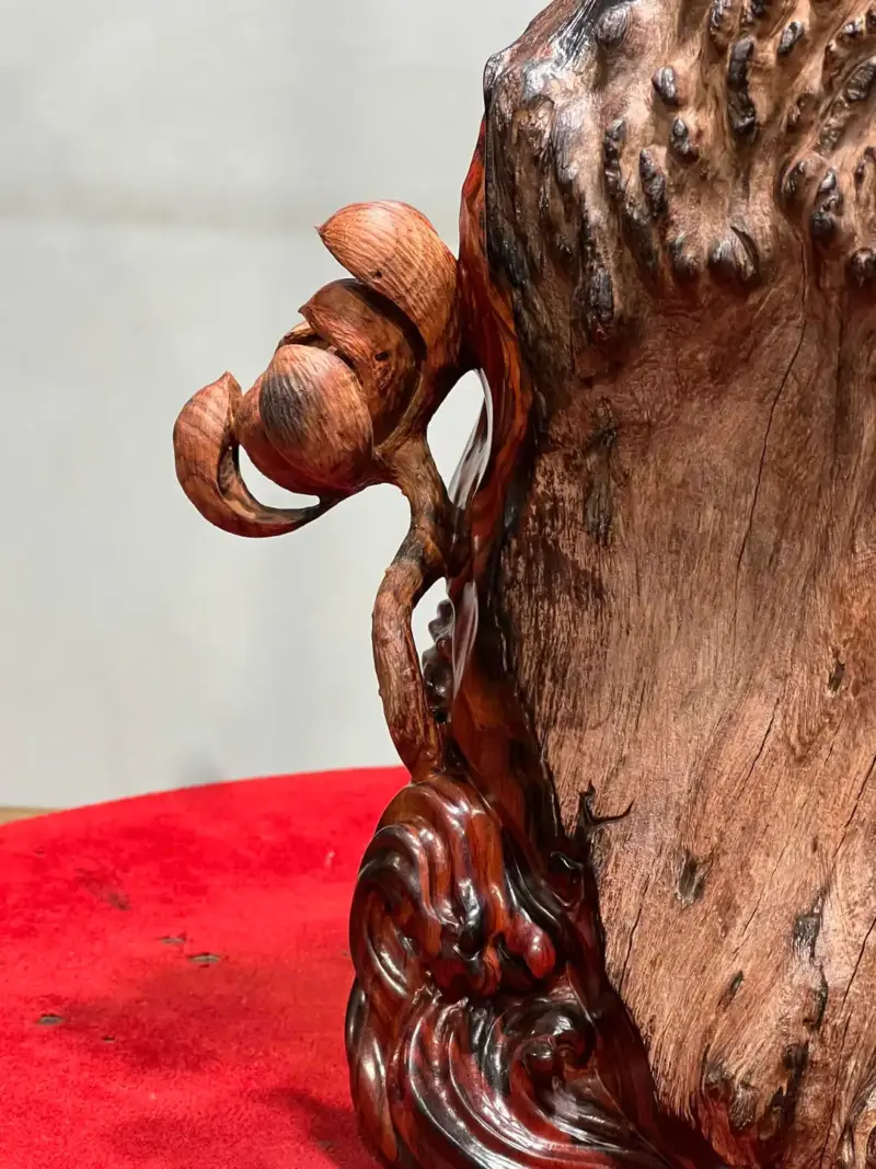 z7747564120275_a1d428fe00e8b8597d4b5449a76e3e88 Tượng Phật Gỗ Nu Trắc Cao 58cm