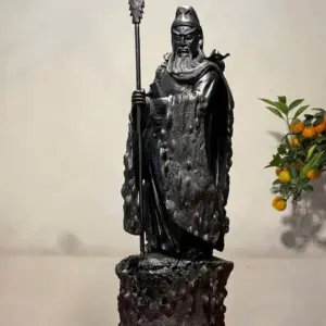 z7747578921316_fdae06f17c19a75c5d60bc38184474b3 Tượng Quan Gỗ Công Mun Cao 52cm
