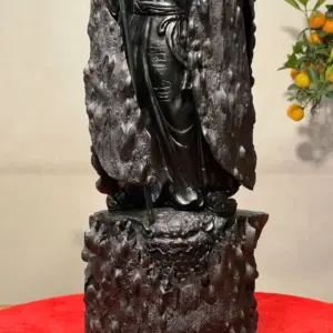 z7747578936362_48a4b2488baaac54901982ed18d9f765 Tượng Quan Gỗ Công Mun Cao 52cm