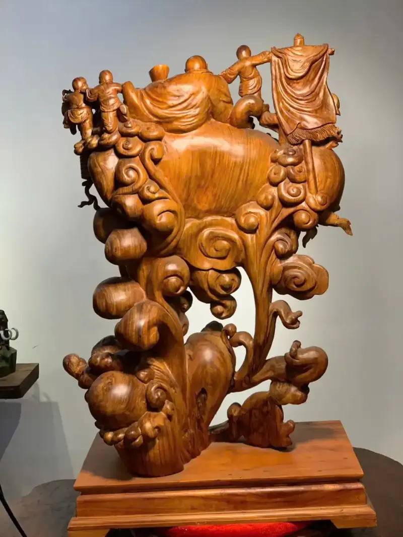 Tượng Di Lặc Gỗ Nu Hương Cao 73cm