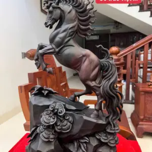 z7866836986626_5bfb812f21f5b25ebf18f51313d038df_Nhất Mã Phi Thiên Gỗ Trắc Đen Liền Khối Hàng Kỹ Đẹp Giá 7.600 Triệu Kích Thước Cao 48cm, Ngang 29cm, Sâu 15cm Tượng Nhất Mã Phi Thiên Gỗ Trắc Đen Liền Khối Cao 48cm