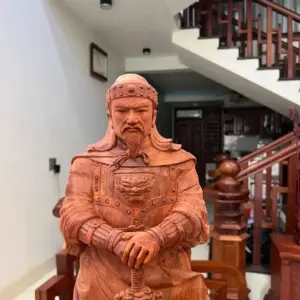 z7884659244523_9827df0447c6dc2962a035218d20e362_Trần Quốc Tuấn Chống Kiếm Gỗ Tử Đàn Mộc Đẹp Giá 9.500 Triệu Kích Thước Cao 68cm, Ngang 23cm, Sâu 20cm Tượng Trần Quốc Tuấn Chống Kiếm Gỗ Tử Đàn Có Sơn Cao 68cm