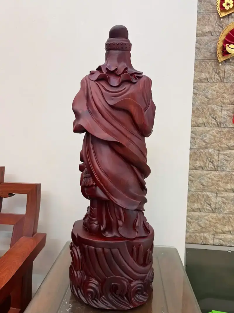 z7889060761564_64245b80fefe5d1a18c264b151b54cbc_Trần Quốc Tuấn Gỗ Tử Đàn Liền Khối Giá 9.500 Triệu Kích Thước Cao 70cm, Ngang 23cm, Sâu 20cm Tượng Trần Quốc Tuấn Gỗ Tử Đàn Liền Khối Cao 70cm