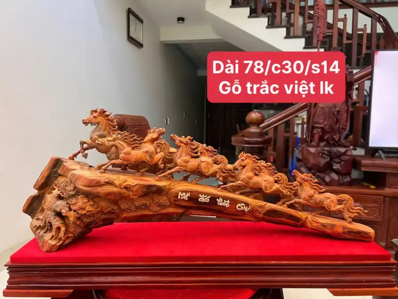 z7895905478455_59e13e5816183f25fead6de149e679bd_Bát Mã Gỗ Trắc Việt Liền Khối Đục Kỹ Giá 9.500 Triệu Kích Thước Cao 30cm, Ngang 78cm, Sâu 14cm Tượng Bát Mã Gỗ Trắc Việt Liền Khối Đục Kỹ Có Sơn Cao 30cm