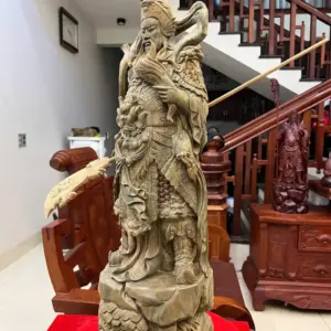 Tượng Quan Công Gỗ Trắc Xanh Liền Khối Hàng Đục Kỹ Có Sơn Cao 70cm
